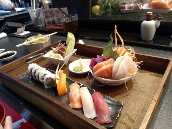 Moon Thai & Japanese